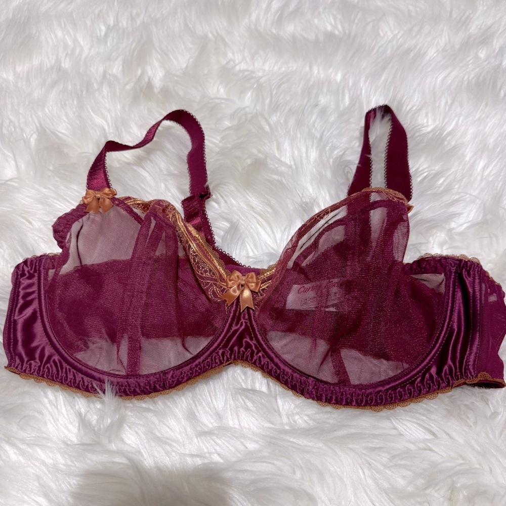 Curvy‎ Kate burgundy mesh bra size 40D